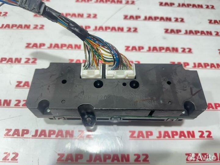 Блок управления климатом Mitsubishi L200 KB4T