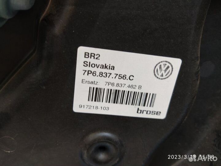 Стеклоподъемник передний прав VW Touareg 7P 10-18