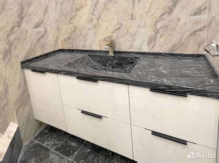 Столешница из кварцевого камня