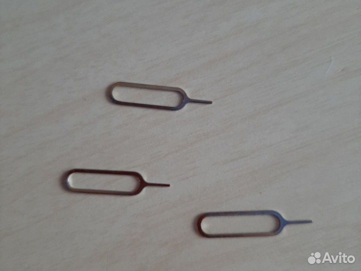 Скрепка для iPhone