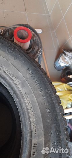 Kumho Ecsta HS81 215/60 R16