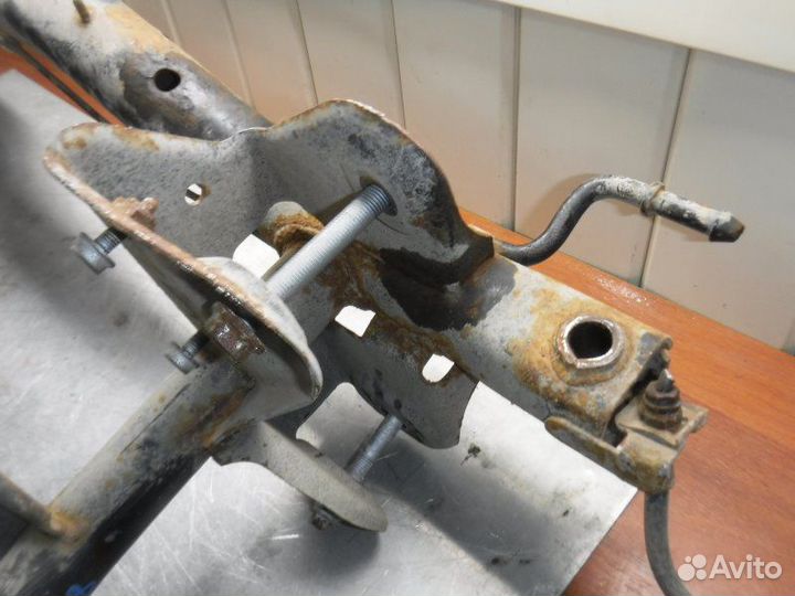 Подрамник задний Volkswagen Golf plus BSE 2008