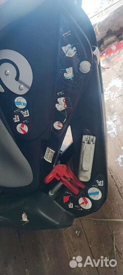 Автомобильное детское кресло