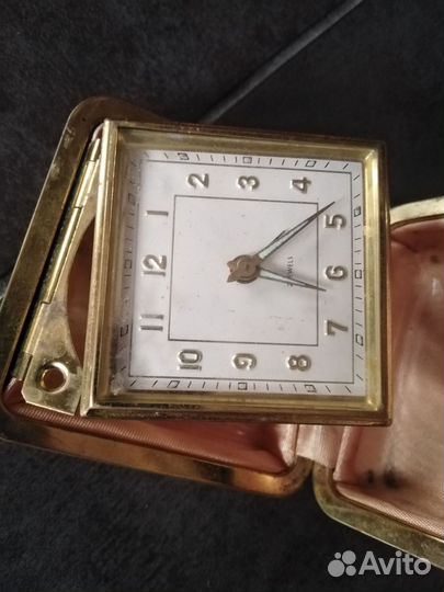 Настольные часы. Дорожные