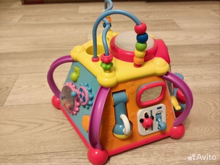 Развивающая музыкальная игрушка Baby Go