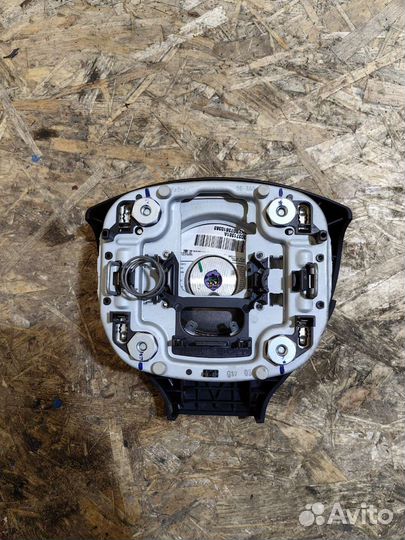 Подушка безопасности в руль Джетта 5 1K0880201AB