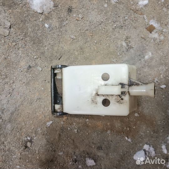 Ручка открывания капота Toyota Celica 200 carina-E