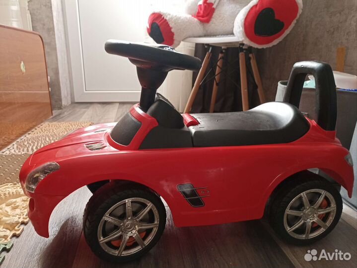 Машинка каталка толокар