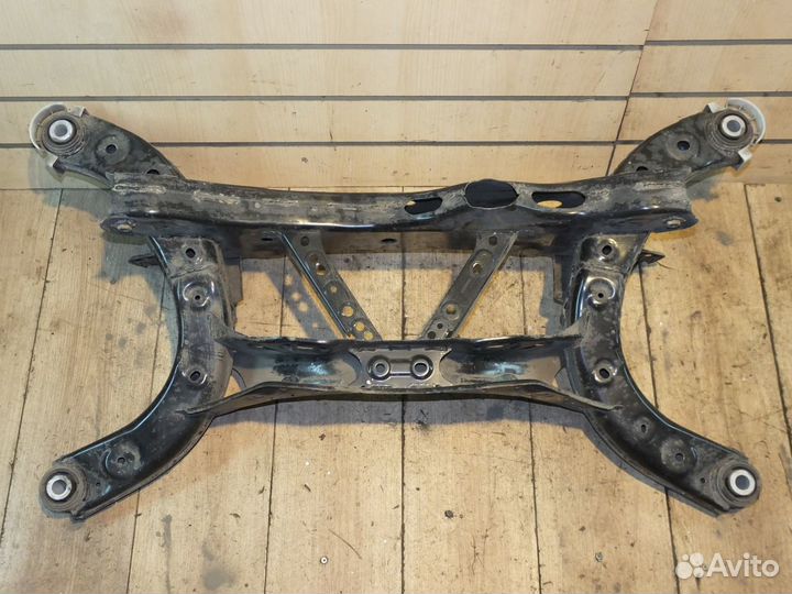 Подрамник задний,Мазда сх5 передний привод