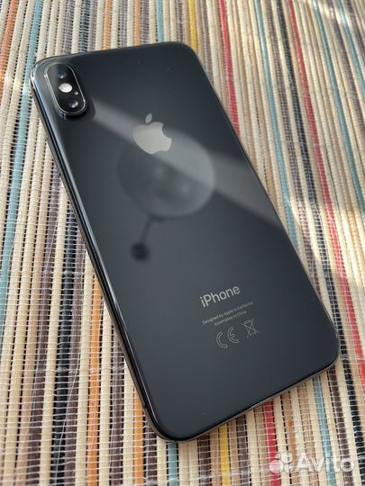 iPhone X, 64 ГБ
