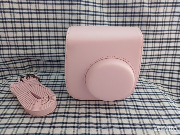 Полароид Instax mini 12