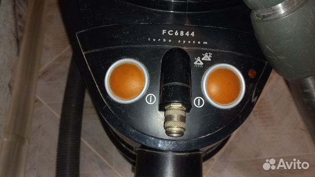 Моющий пылесос Fhilips