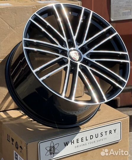 Кованые диски R22 Porsche Cayenne GTS