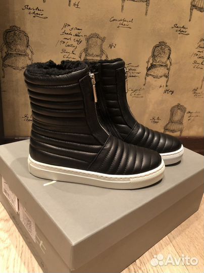 Ботинки на меху Jarrett новые