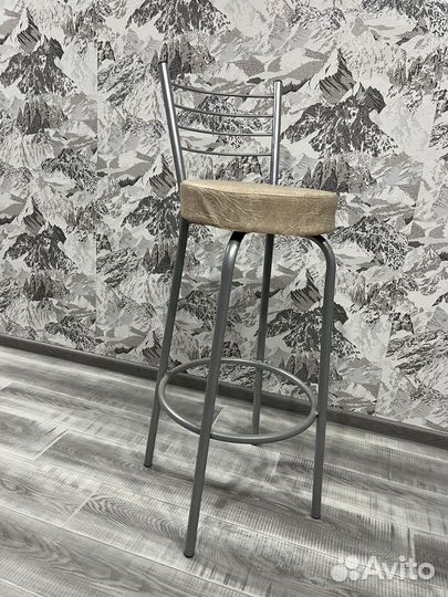 Стул барный