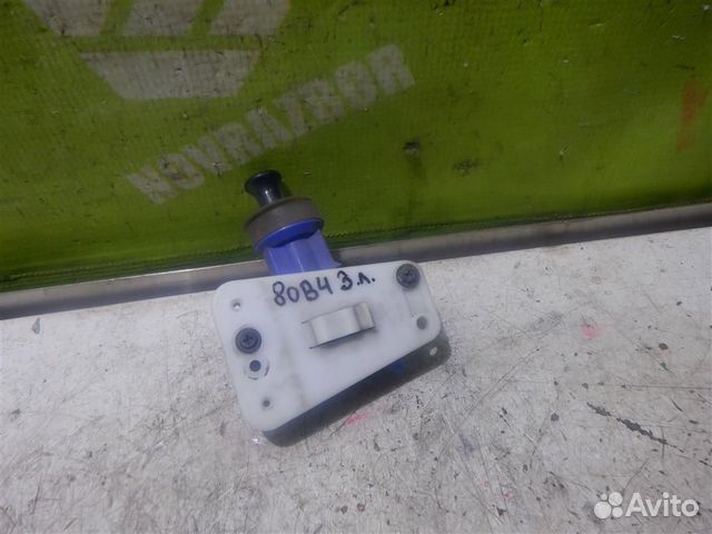 Активатор замка двери Ауди 80 90 Б4
