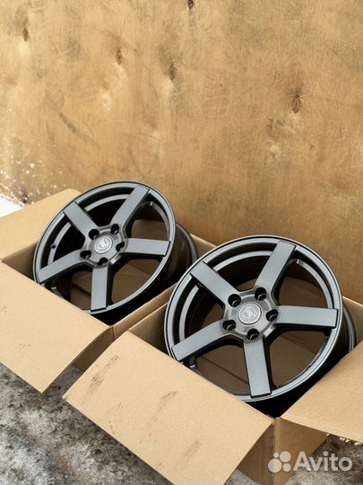 Нoвые Диски r16 5x112 Vossen CV3 графит