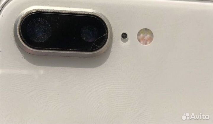 iPhone 8 Plus, 64 ГБ