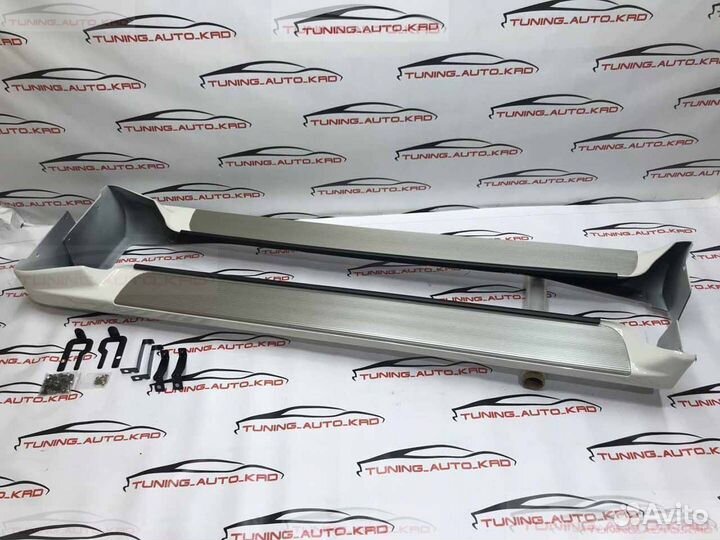 Подножки (пороги) Toyota Land Cruiser 100 U5922