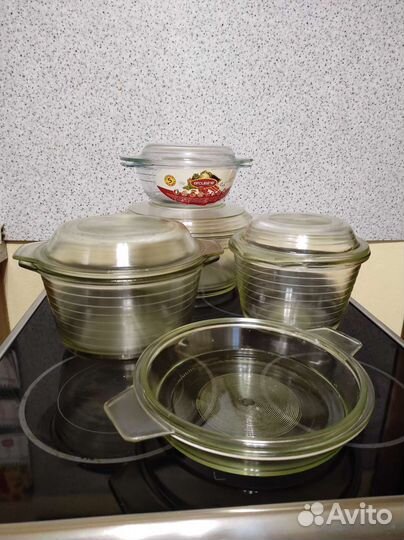 Кастрюля, кокотница, горшки, салатник