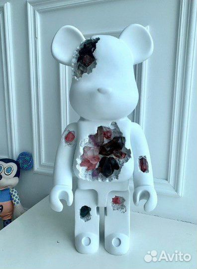 Медведь bearbrick 70 см