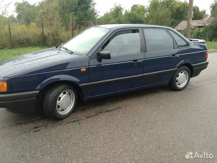 Volkswagen Passat, 1992