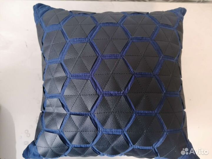 Декоративные подушки новые