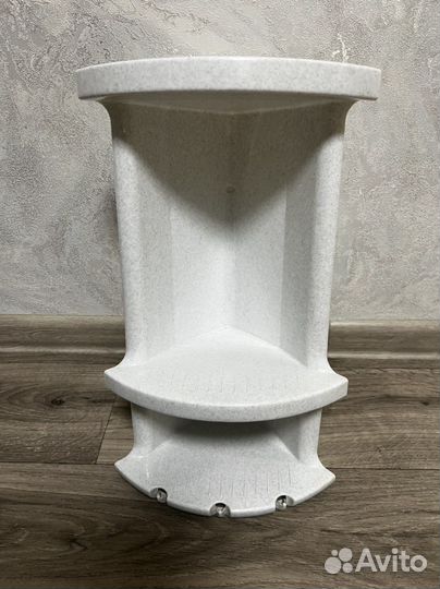 Полка угловая в ванную