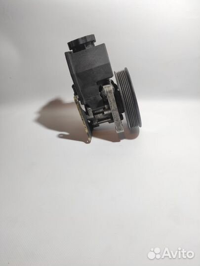 W202 насос гур om611 2.2CDI