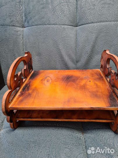 Полка ручной работы навесная деревянная