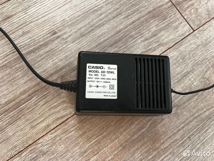 Синтезатор casio wk1300, стойка, блок питания