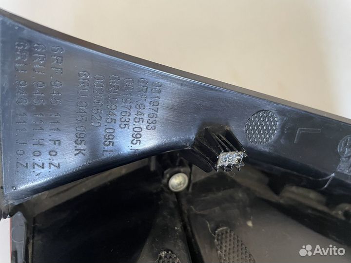 Задний фонарь на Wolkswagen polo sedan