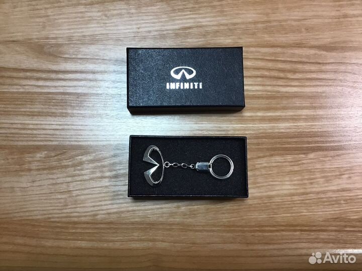 Брелок infiniti оригинал