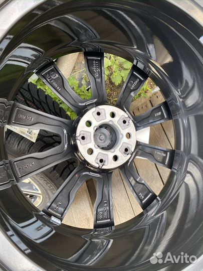 Оригинал. R20 Зимние колеса BMW X5, X6 2022. 740M