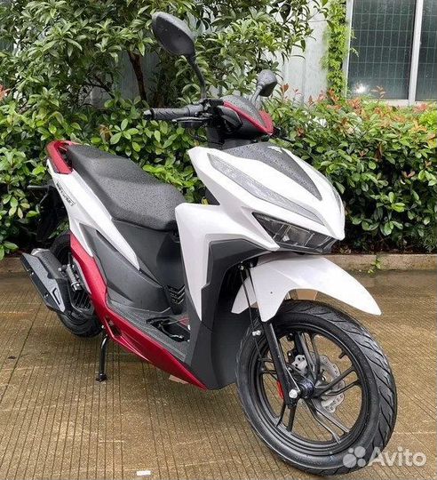 Скутер Vento Inferno - 150cc (replica Honda Click)
