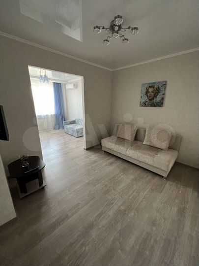 2-к. квартира, 72 м², 8/23 эт.