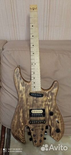 Электрогитара