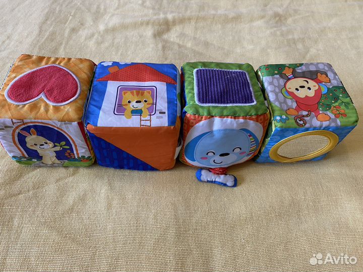 Развивающие игрушки для малышей пакетом