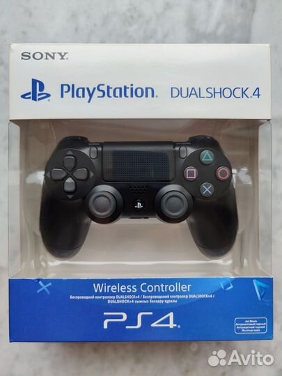 Sony PS4 Slim + игры + 2 геймпада