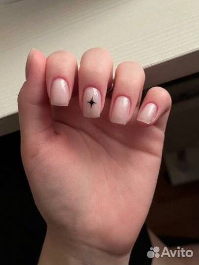 Мастер маникюра и педикюра