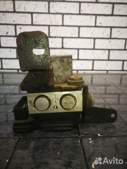 Блок абс (Насос) Ssangyong Actyon New D20DTF 2011