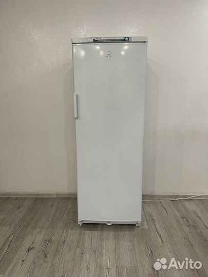 Морозильник Indesit SFR 167 NF