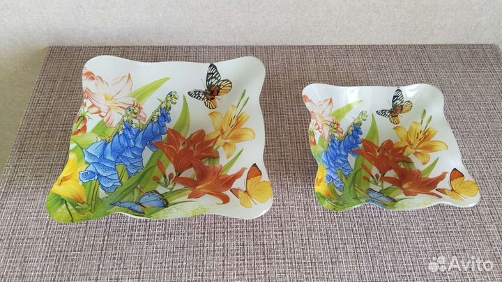 Квадратные тарелки бу в хорошем состоянии