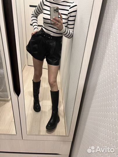 Кожаные шорты