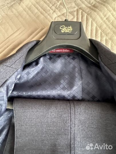 Классический костюм