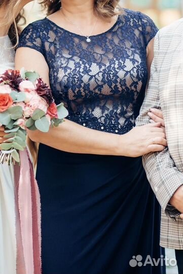 Вечернее платье