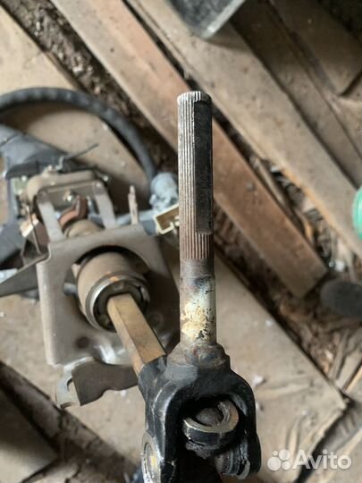 Рулевая колонка toyota levin AE 101