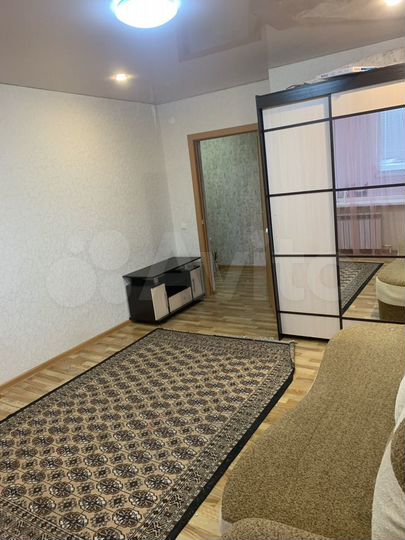 1-к. квартира, 35 м², 3/3 эт.