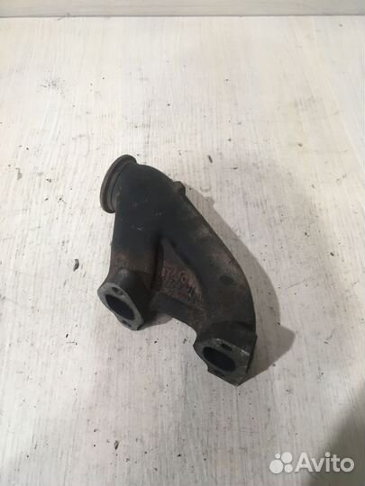 Коллектор выпускной Ауди 100 С4 054129591