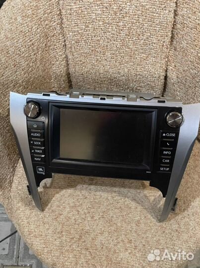 Штатная магнитола Camry 50 55 без торга